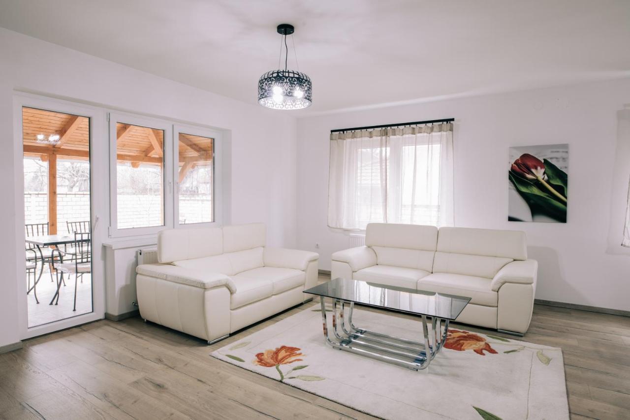 Tulip Guest House I. Palić Eksteriør billede